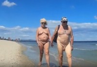 Нудисты вживую: русский пляж с голыми женщинами и мужчинами